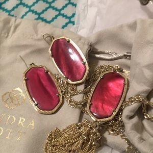 Reserved EUC Kendra Scott berry illusion set